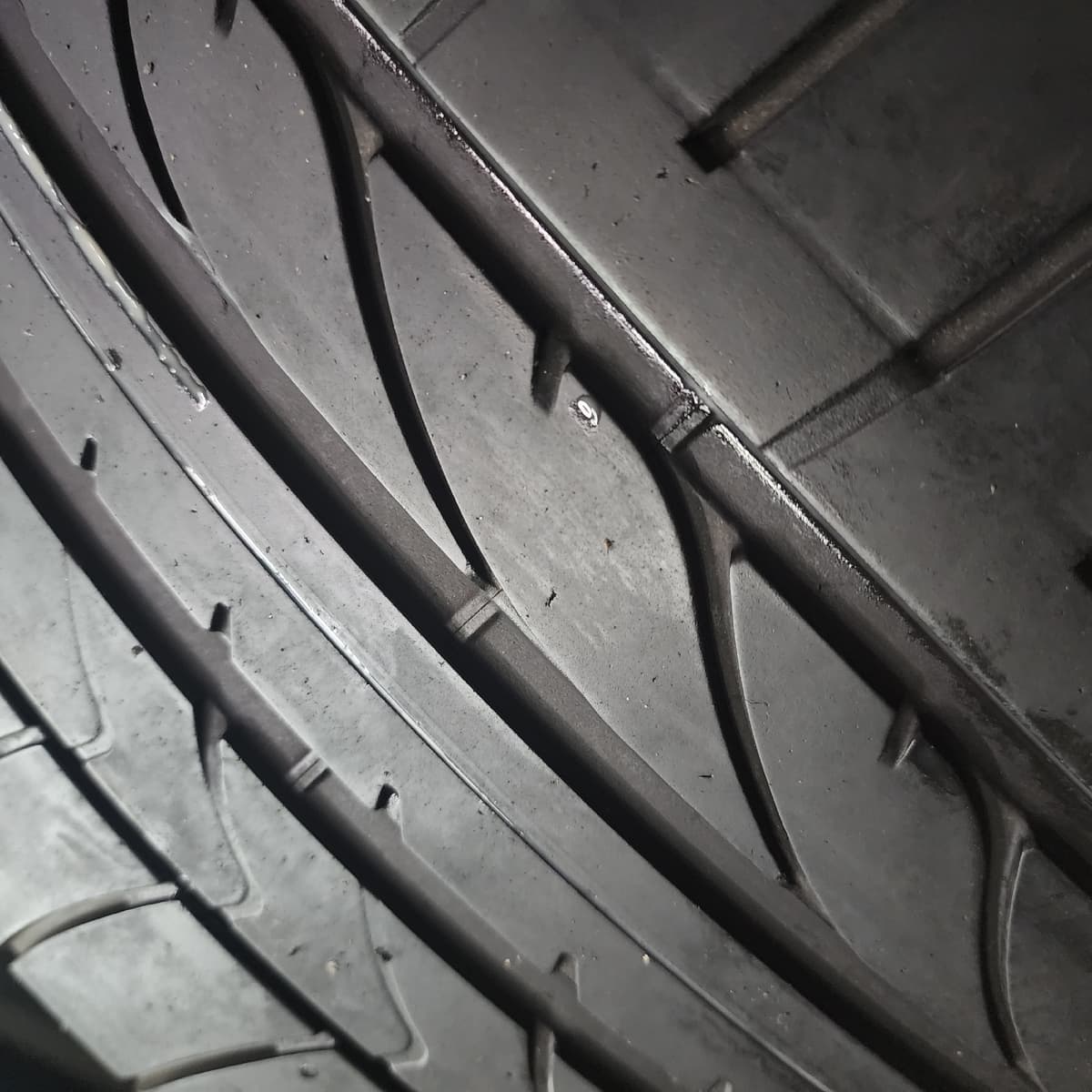 BRIDGESTONE H/P SPORT 305/40/20 外匯落地胎
