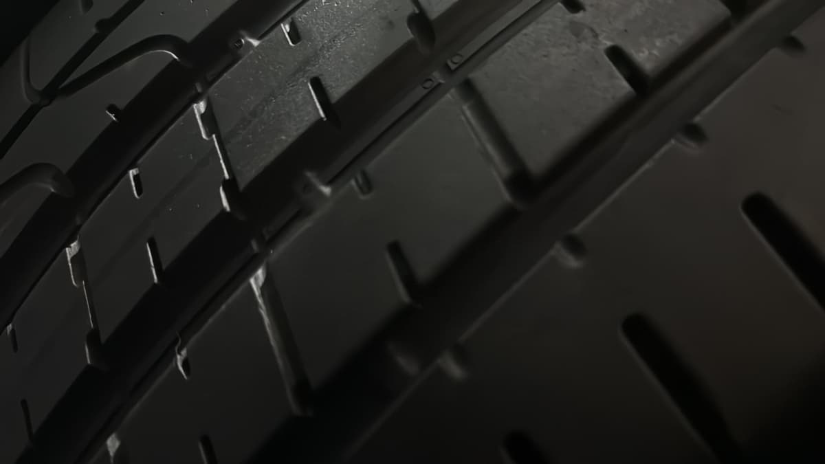 PIRELLI PZERO
