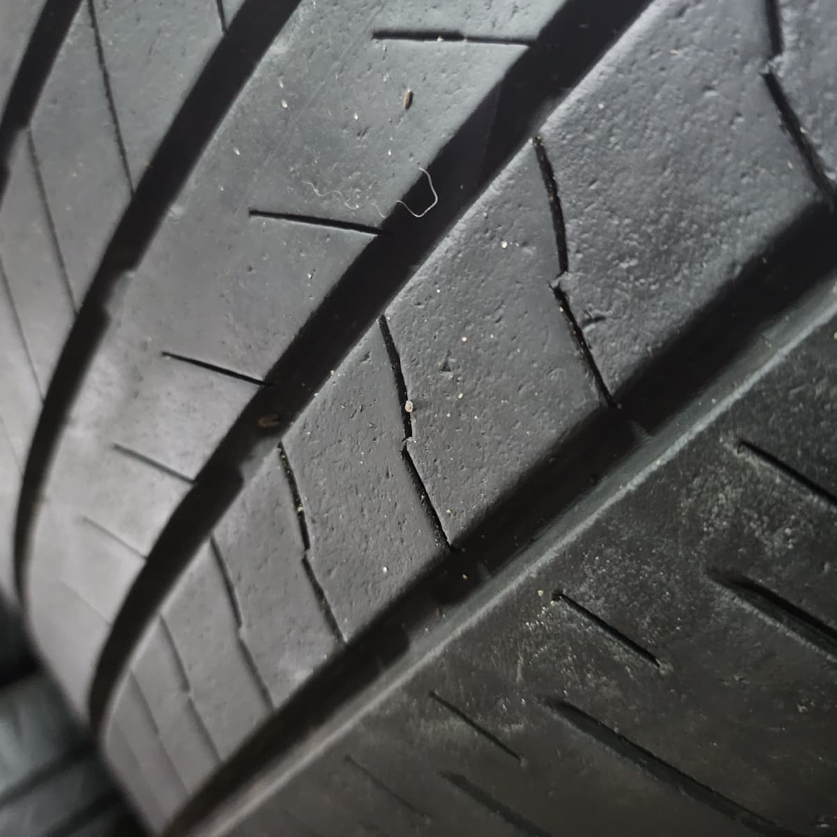 BRIDGESTONE T005 RFT 245/45/20 外匯落地胎