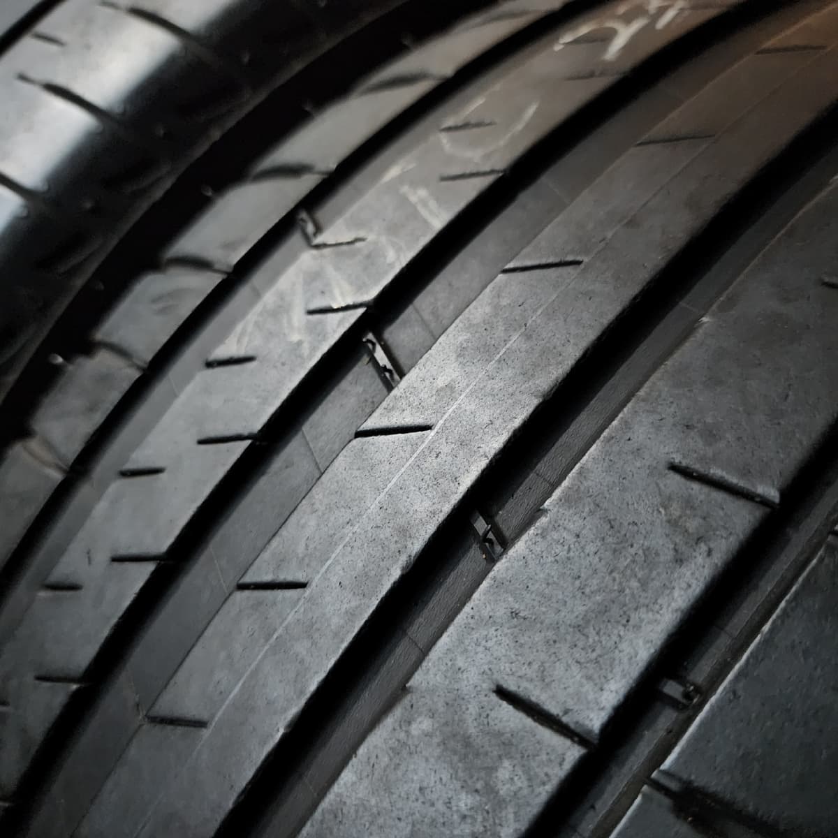 MICHELIN PS4 235/45/18 外匯落地胎