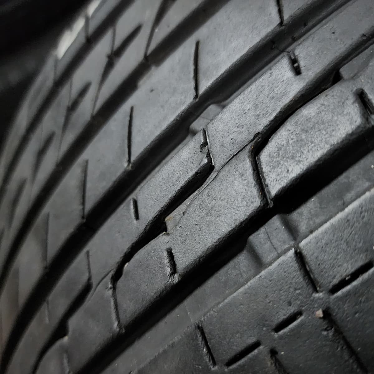 BRIDGESTONE GR-X2 225/45/18 外匯落地胎