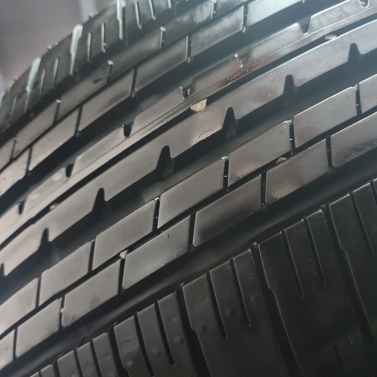 BRIDGESTONE ALENZA H/L 33