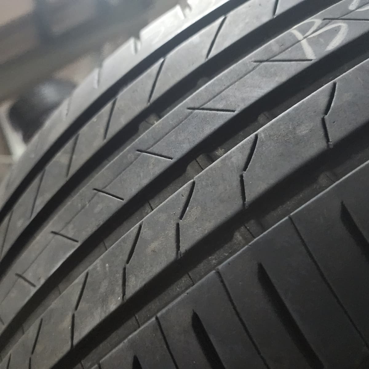 BRIDGESTONE ALENZA 001 RFT