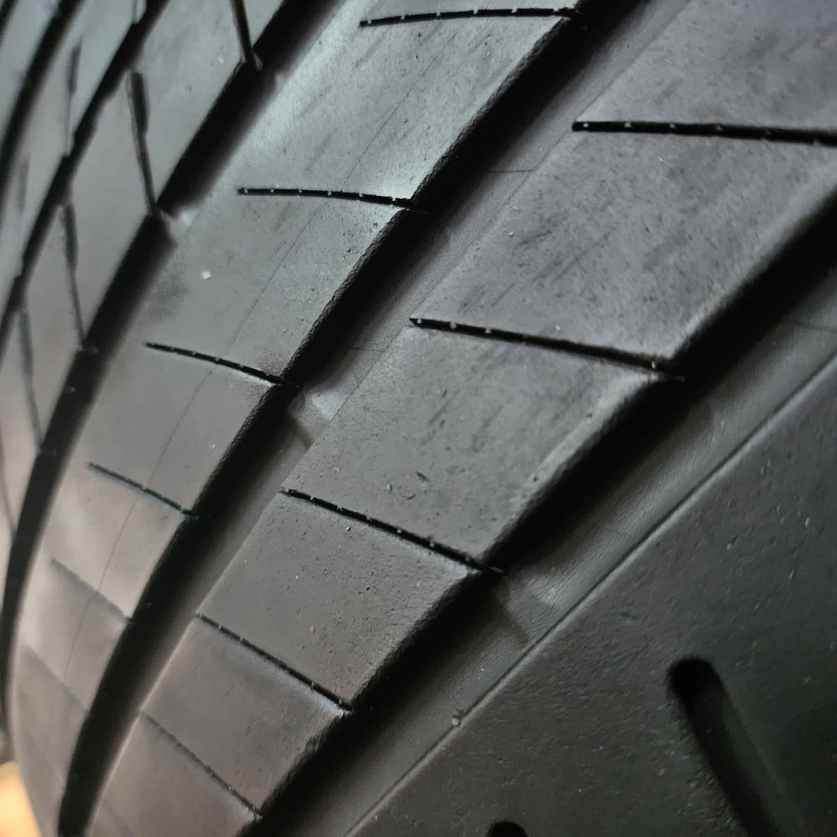BRIDGESTONE ALENZA 001 RFT