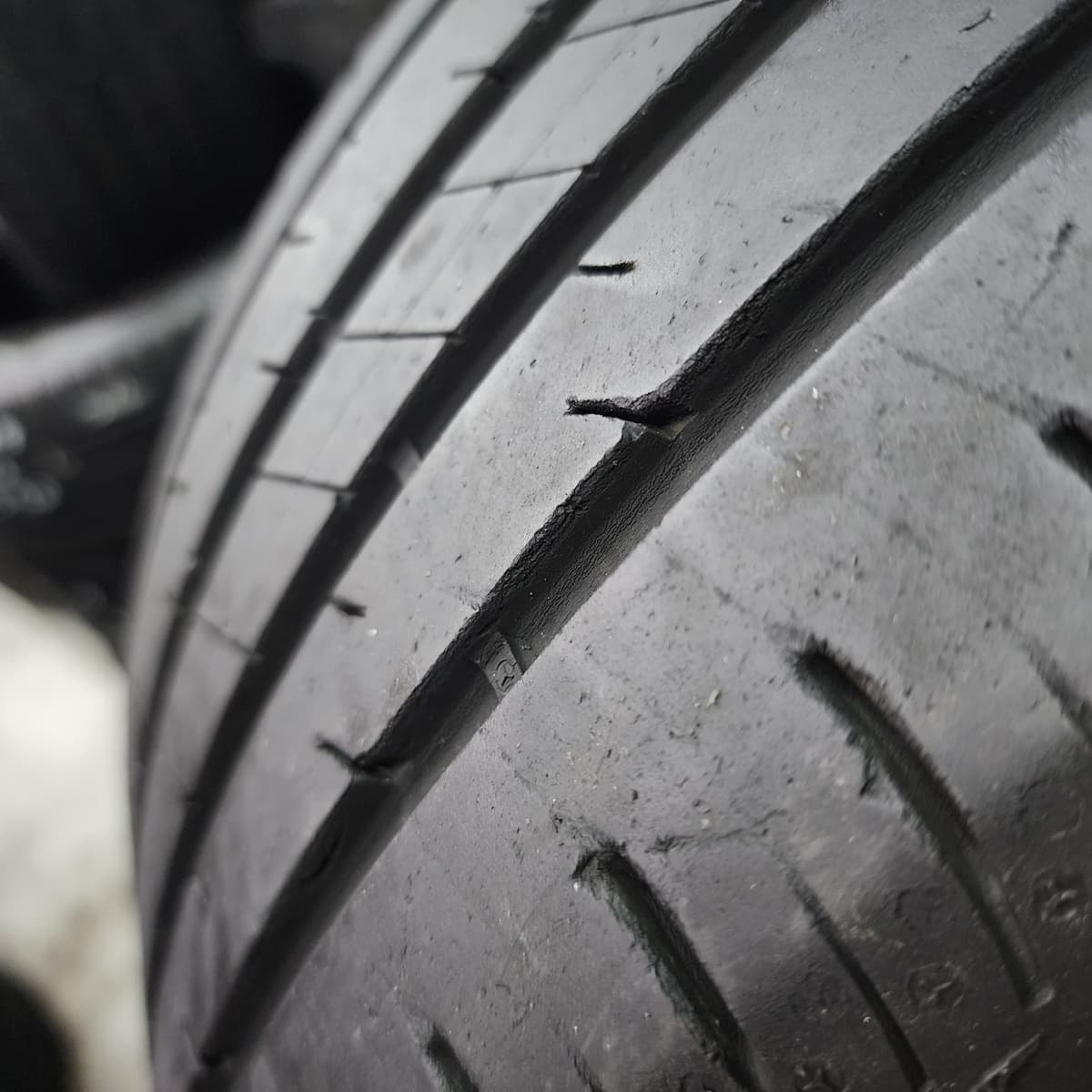 GOODYEAR EFFICIENTGRIP PERFORMANCE 2