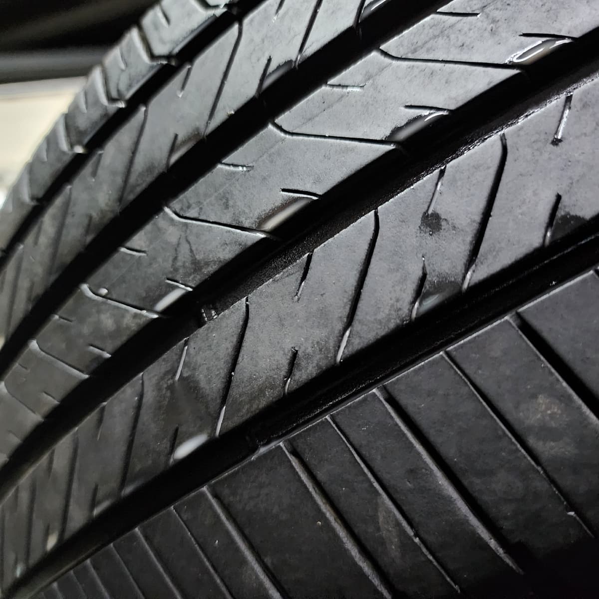 BRIDGESTONE H/L 001 215/70/16 外匯落地胎