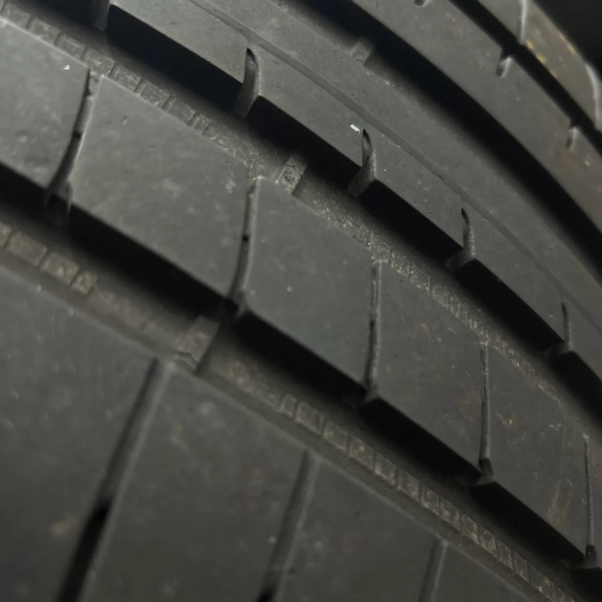 GOODYEAR F1A5 225/45/17 外匯落地胎