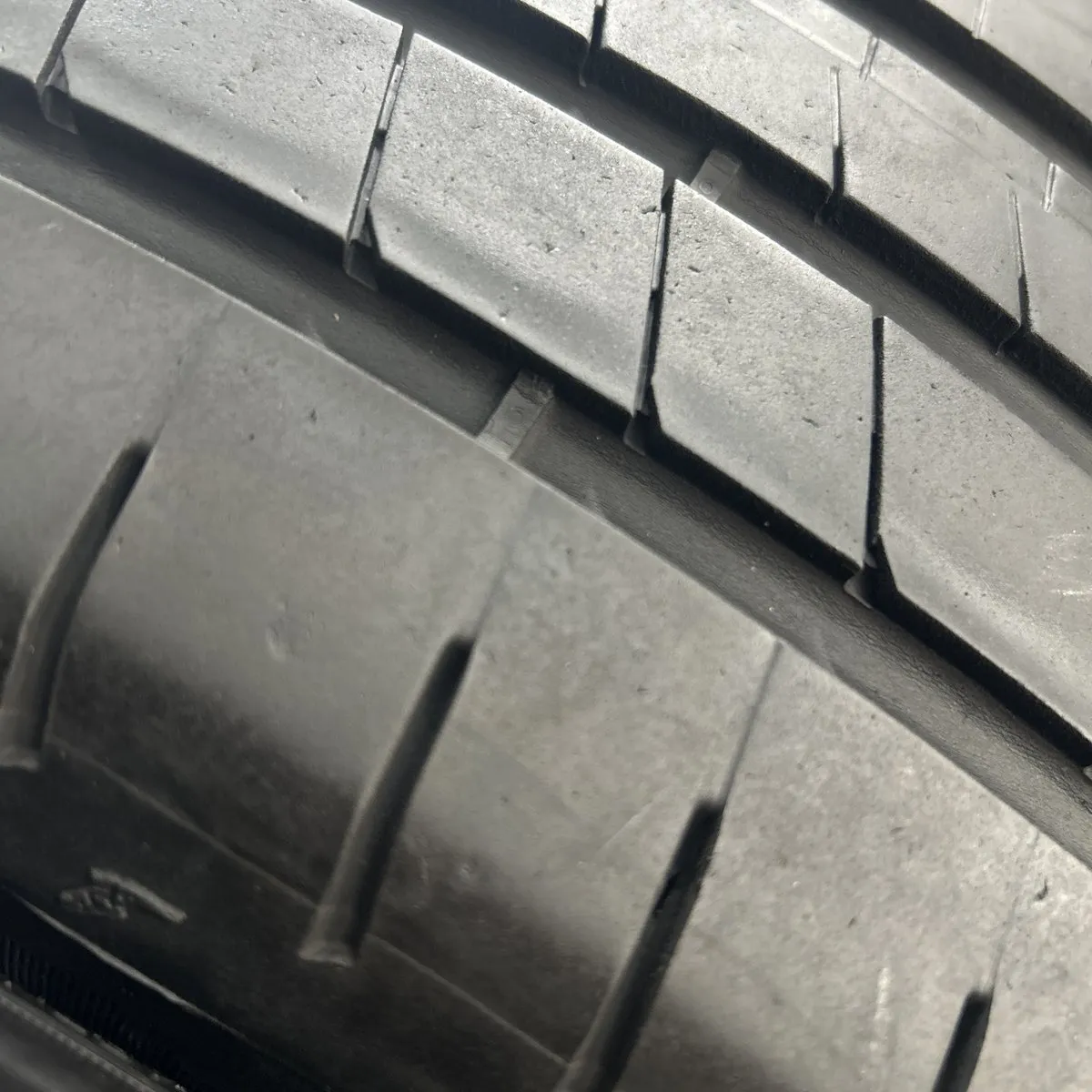 GOODYEAR F1A6 225/45/17 外匯落地胎
