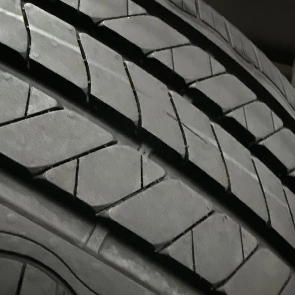 GOODYEAR ASSURANCE MAXGUARD