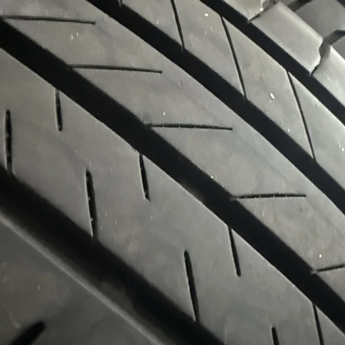 BRIDGESTONE ALENA’S 001