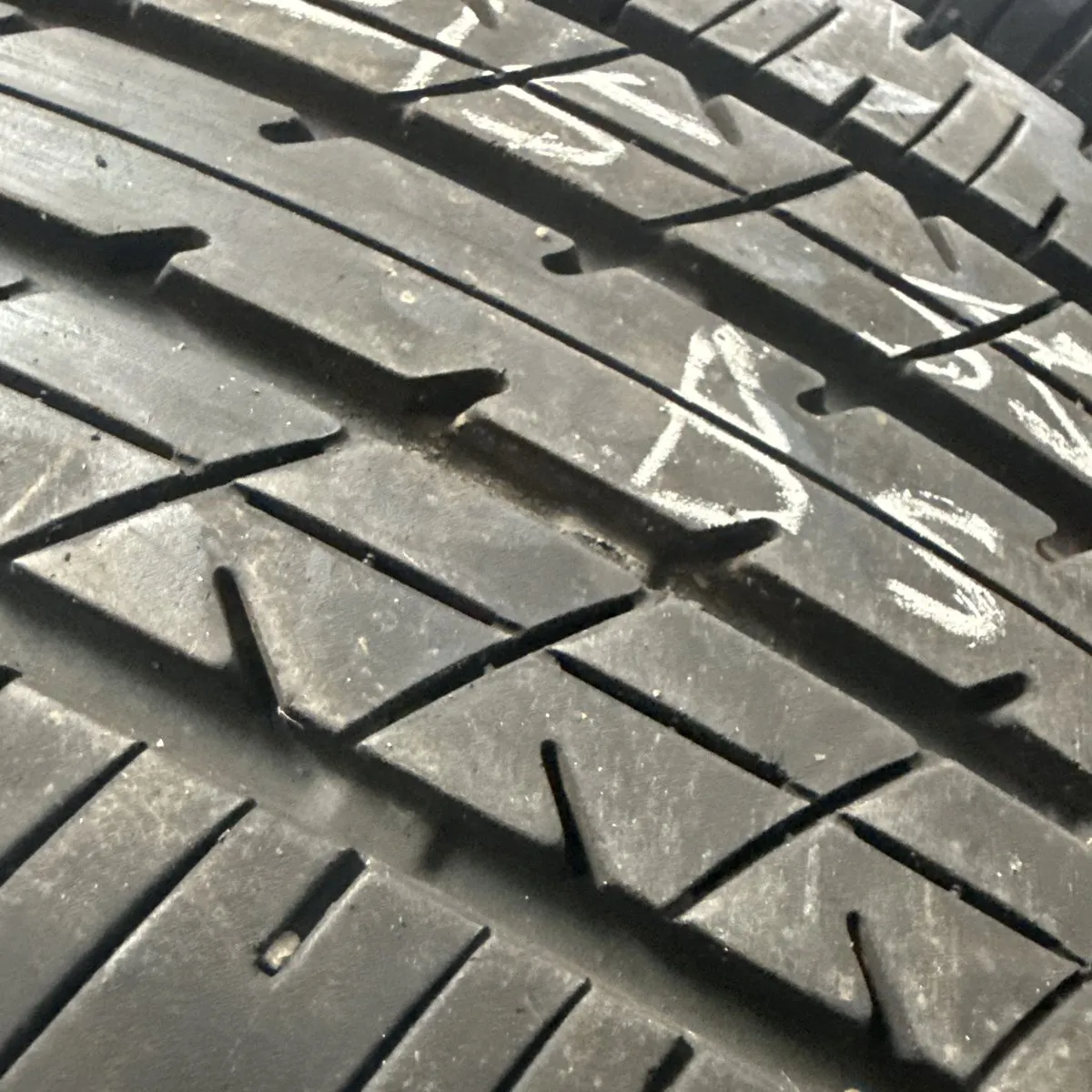 BRIDGESTONE ER33