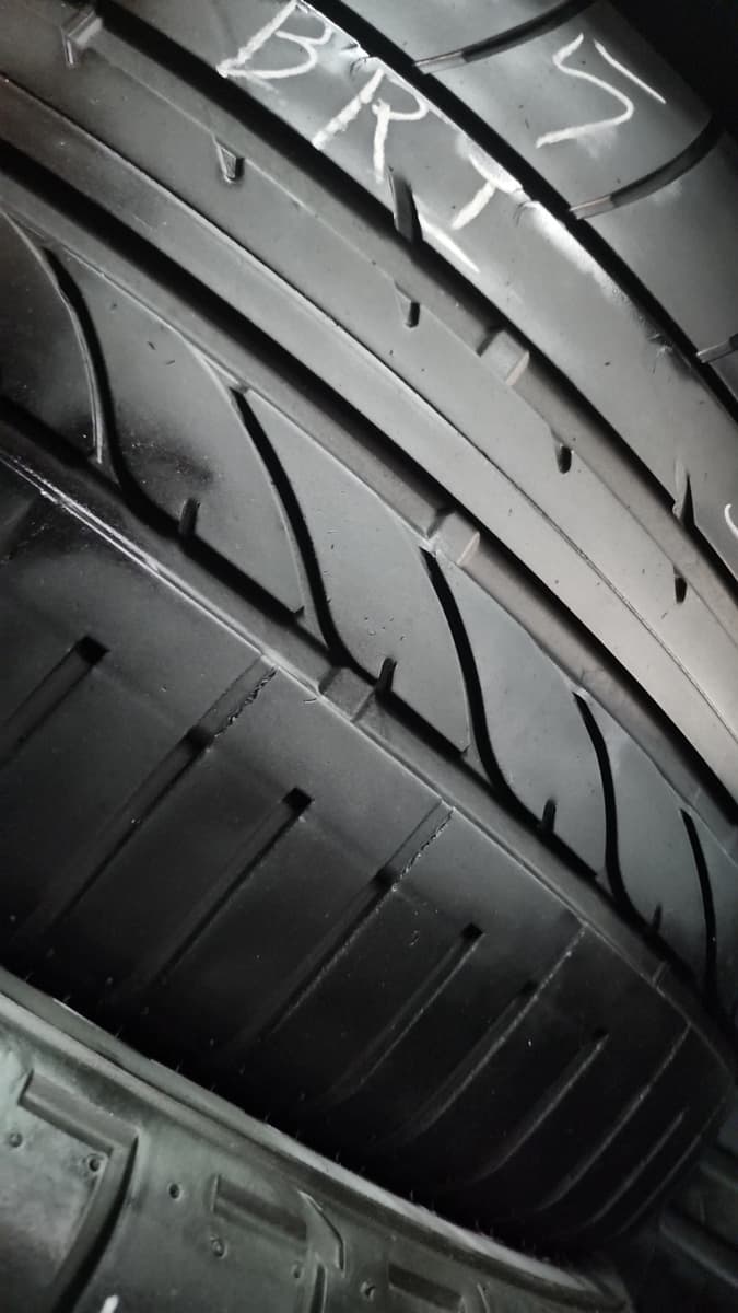 BRIDGESTONE H/P SPORT 305/40/20 外匯落地胎