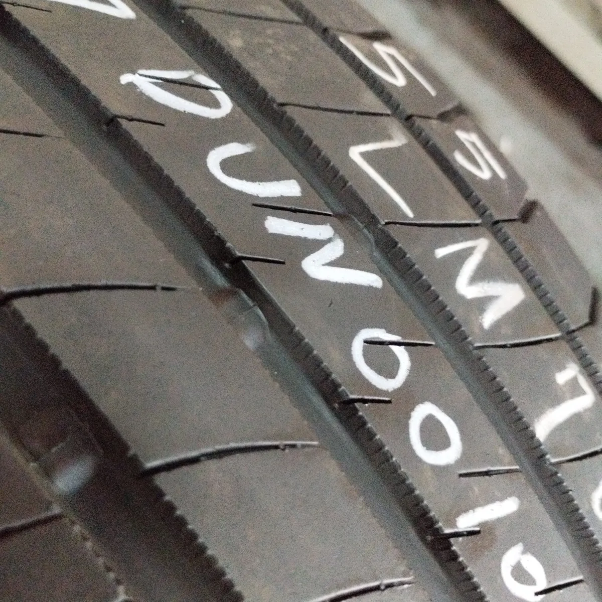 DUNLOP LM705