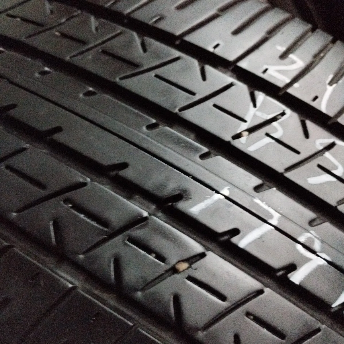 BRIDGESTONE ER33