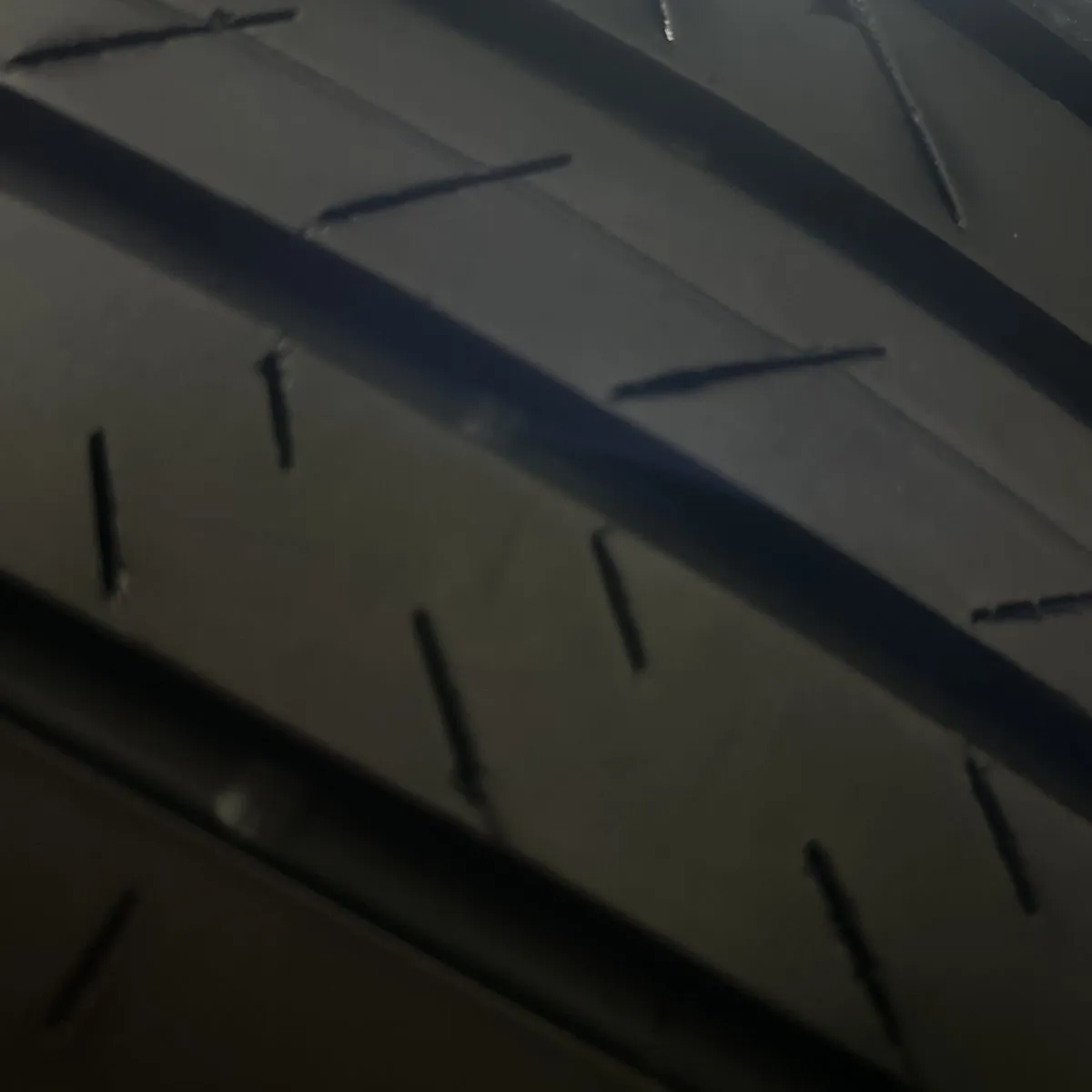 BRIDGESTONE ALENZA 001