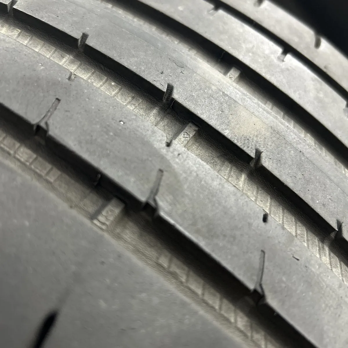 GOODYEAR F1A5 225/40/18 外匯落地胎
