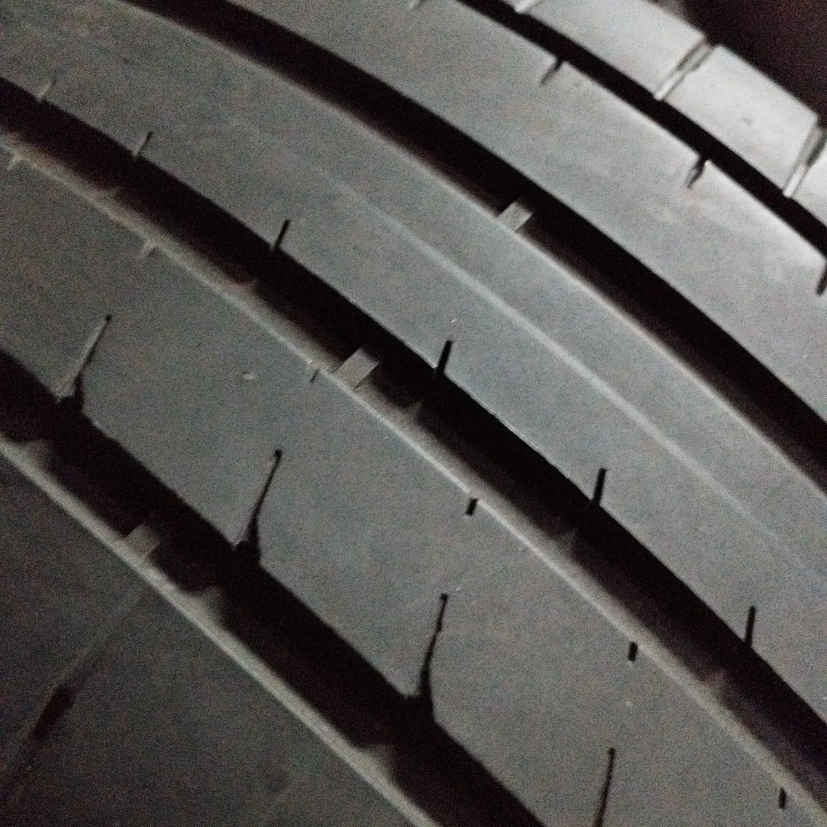 GOODYEAR F1A6 235/40/18 外匯落地胎