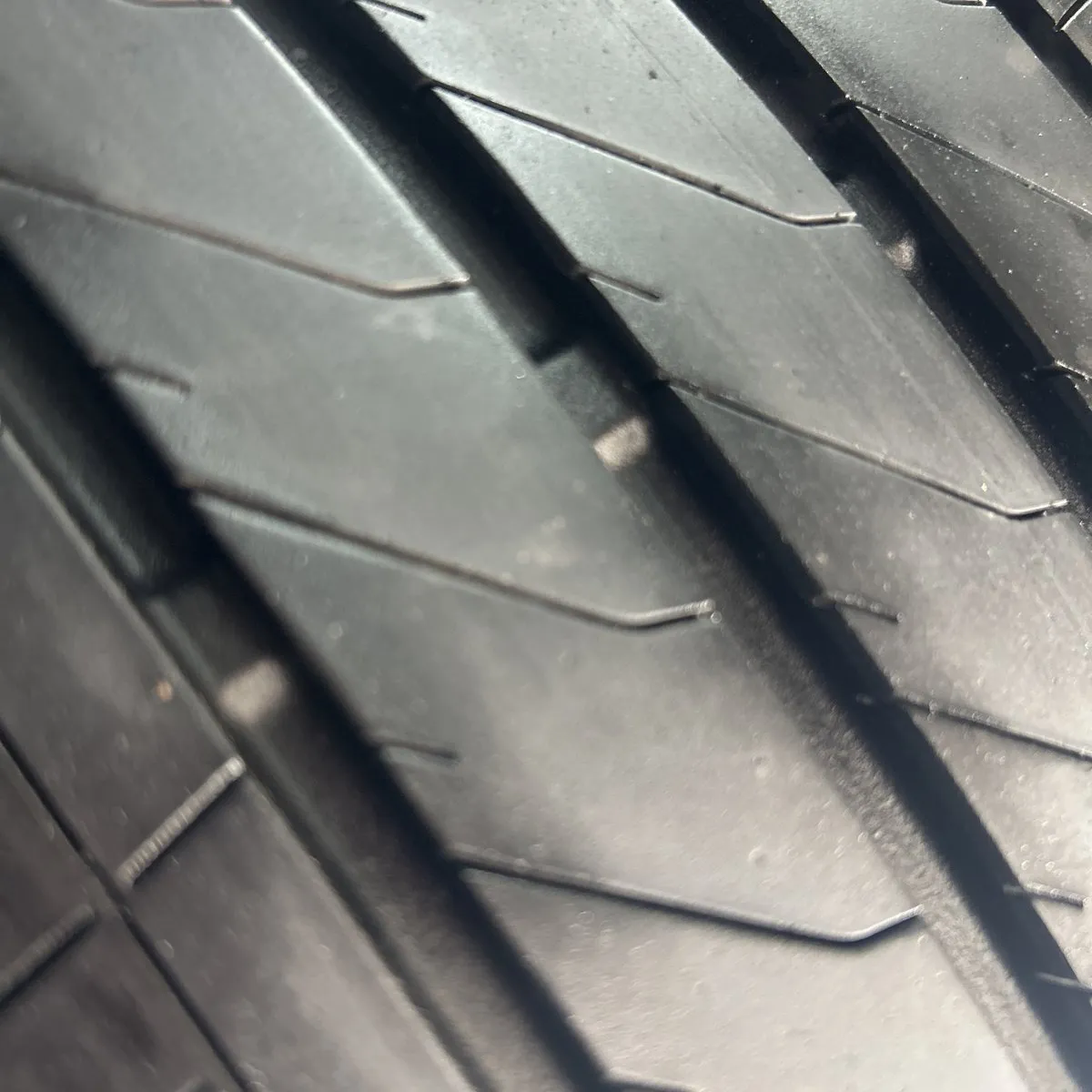 BRIDGESTONE T005A 235/45/18 外匯落地胎