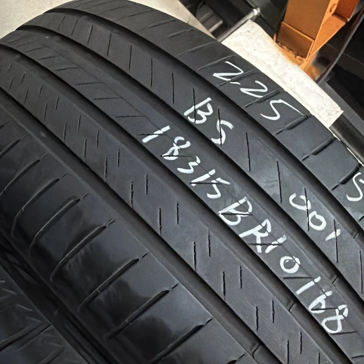 BRIDGESTONE ALENA’S 001