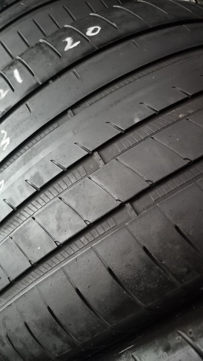 GOODYEAR F1A3