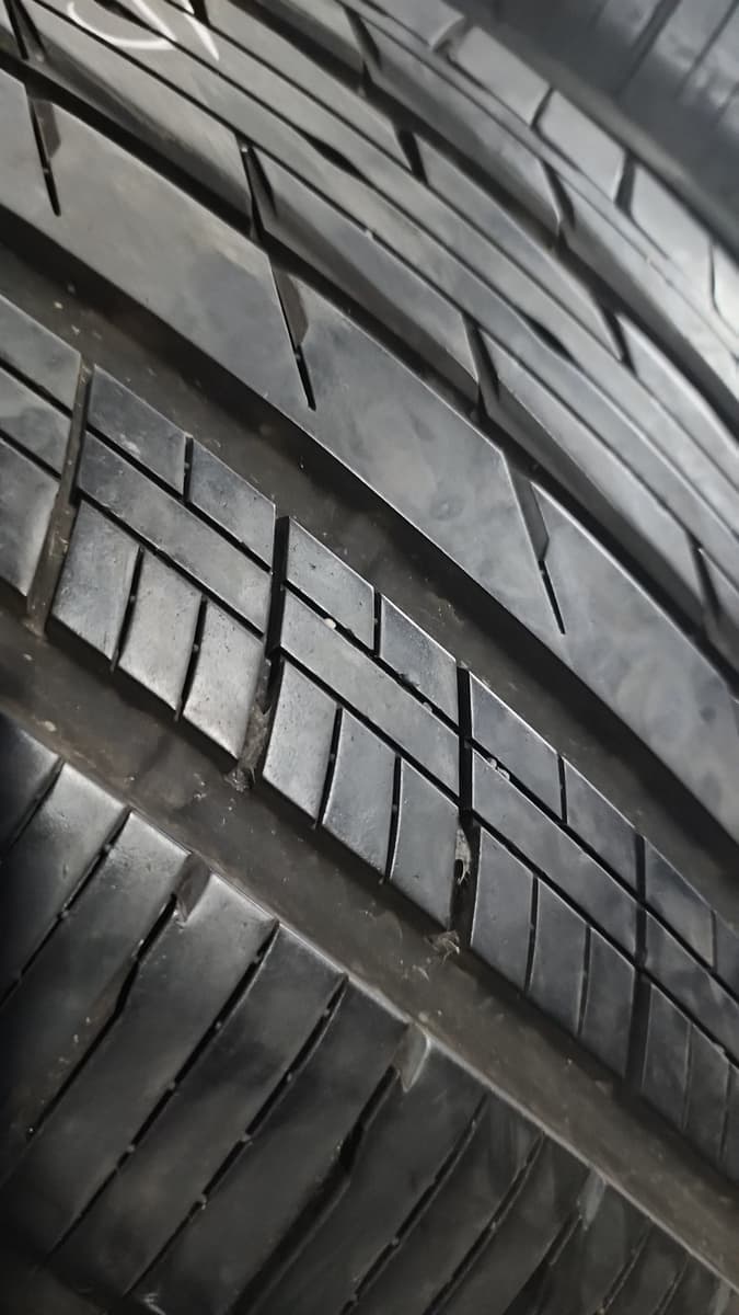 TOYO TIRES PROXES CF2