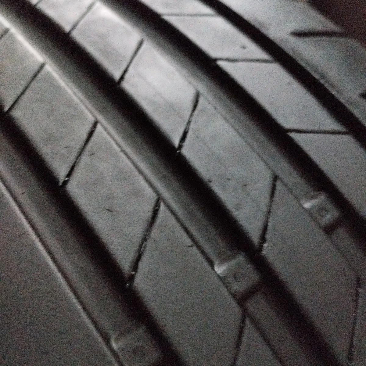 BRIDGESTONE T005 RFT 225/40/19 外匯落地胎