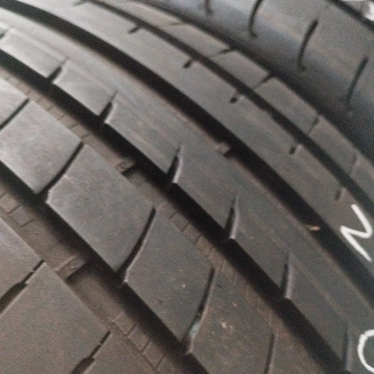 GOODYEAR F1A5 225/40/19 外匯落地胎