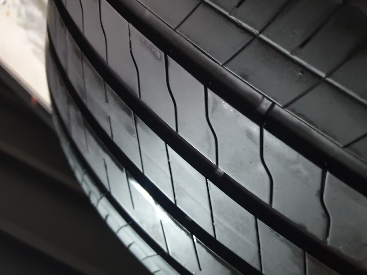 GOODYEAR EAGLE COMFORT D