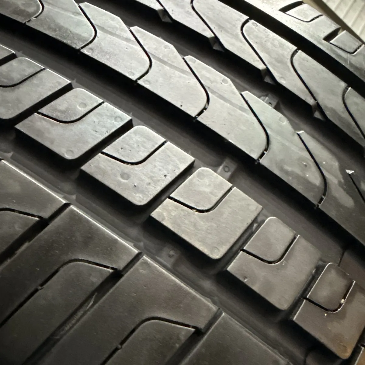 PIRELLI VERDE 255/50/19 外匯落地胎