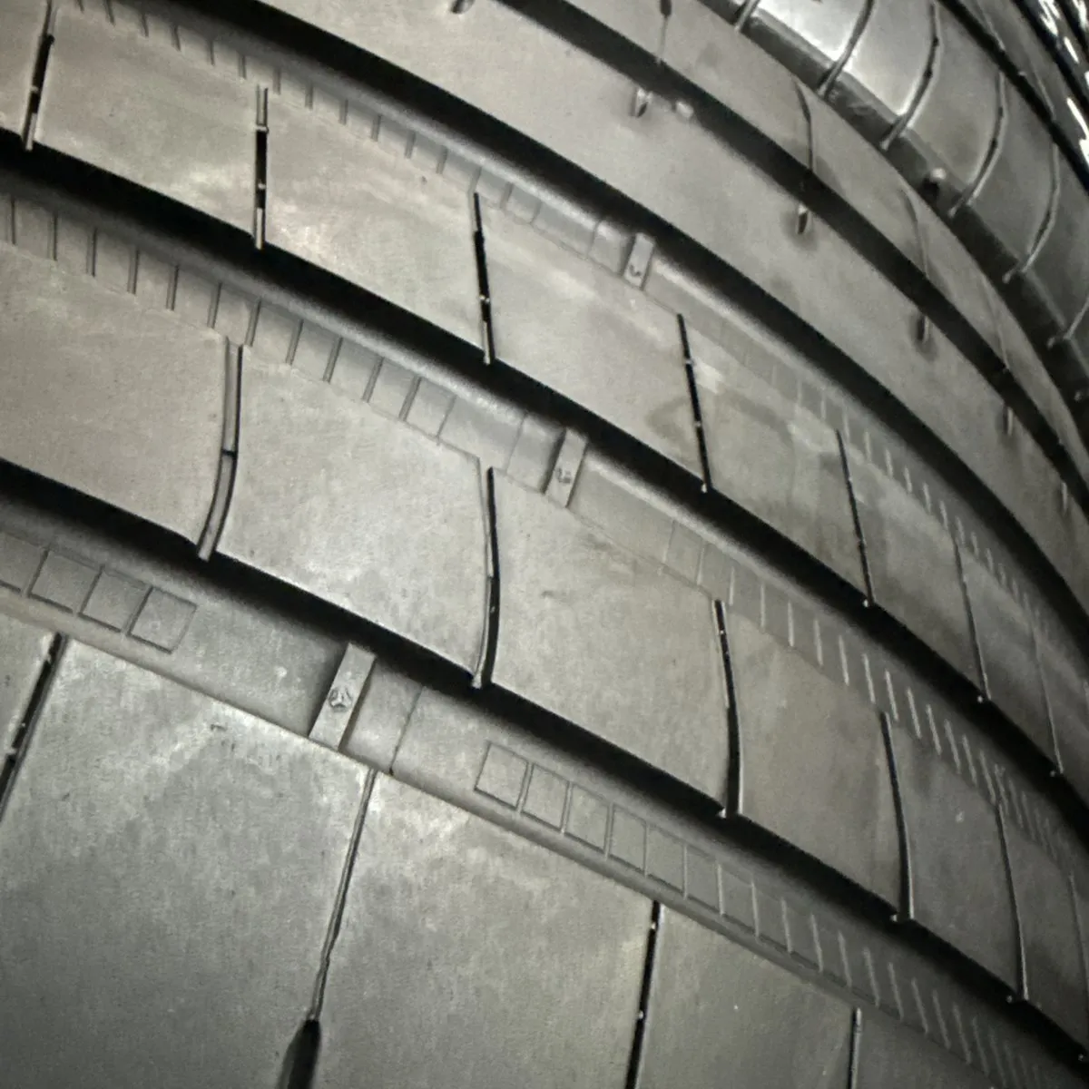 GOODYEAR F1A3 275/35/19 外匯落地胎