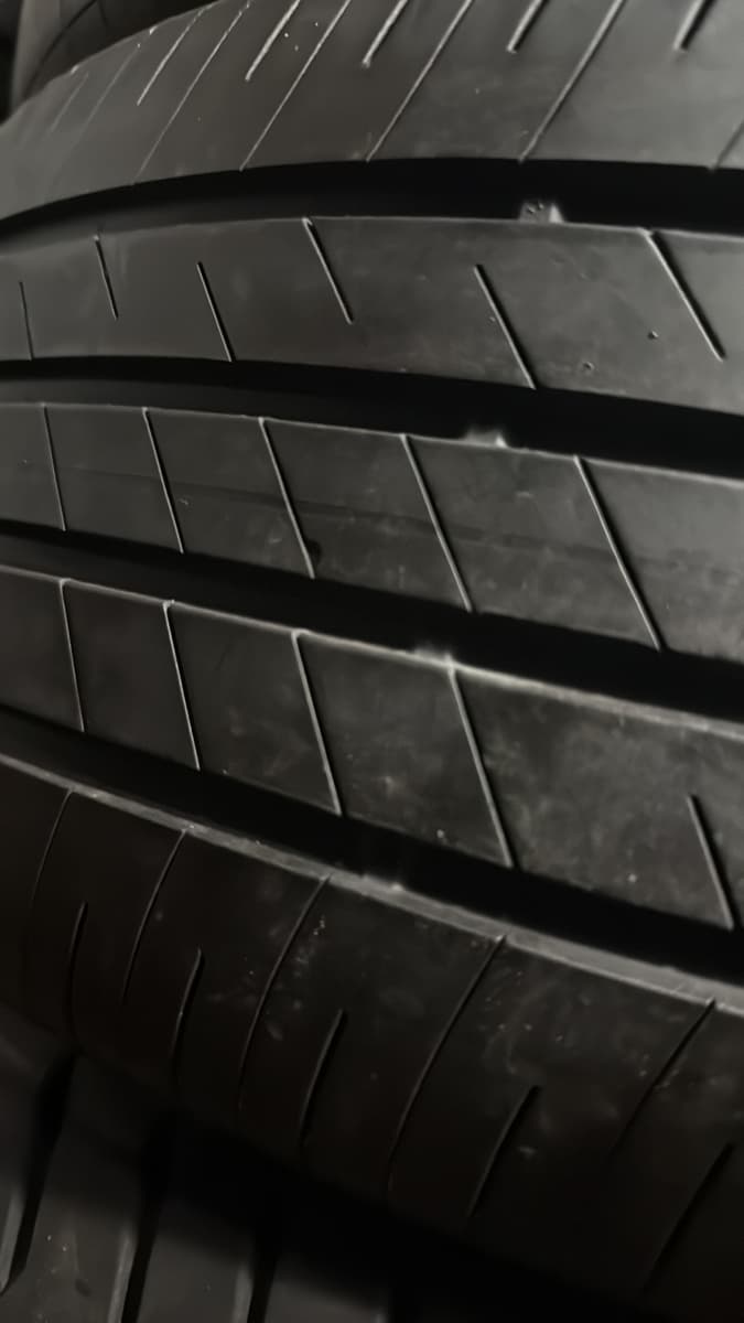 GOODYEAR GRIP 215/50/18 外匯落地胎
