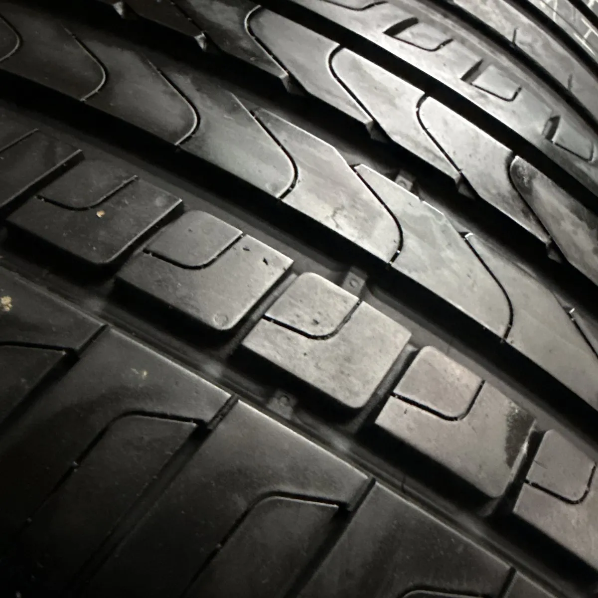 PIRELLI VERDE 235/55/19 外匯落地胎