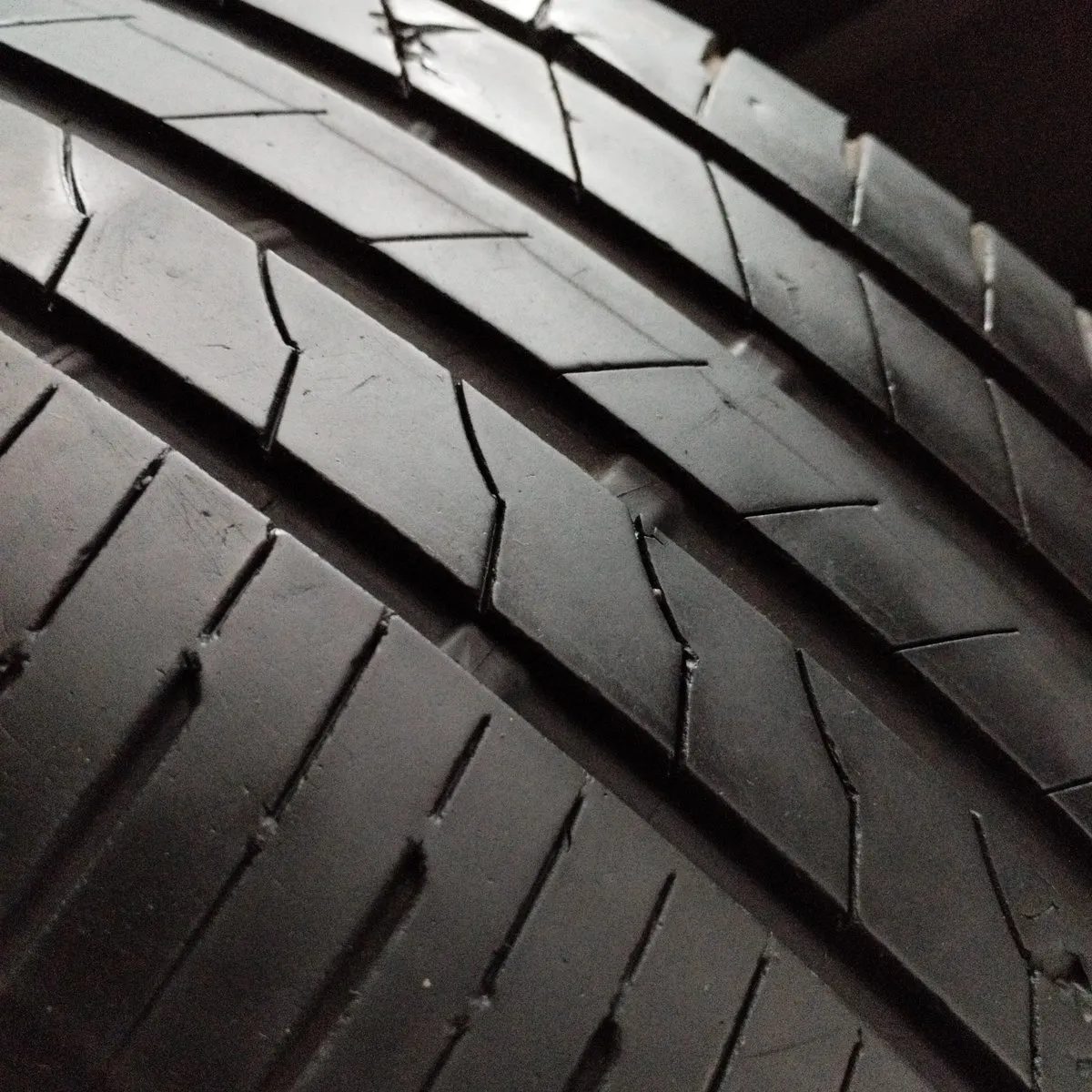 BRIDGESTONE ALENZA 001
