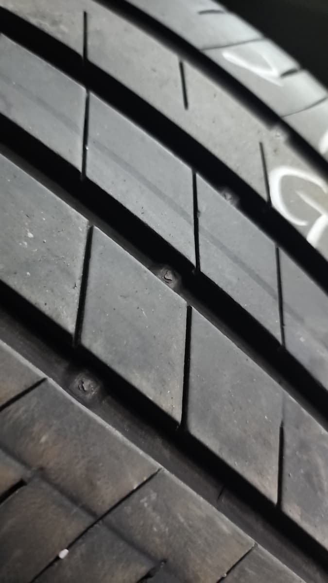 GOODYEAR GRIP 215/50/18 外匯落地胎