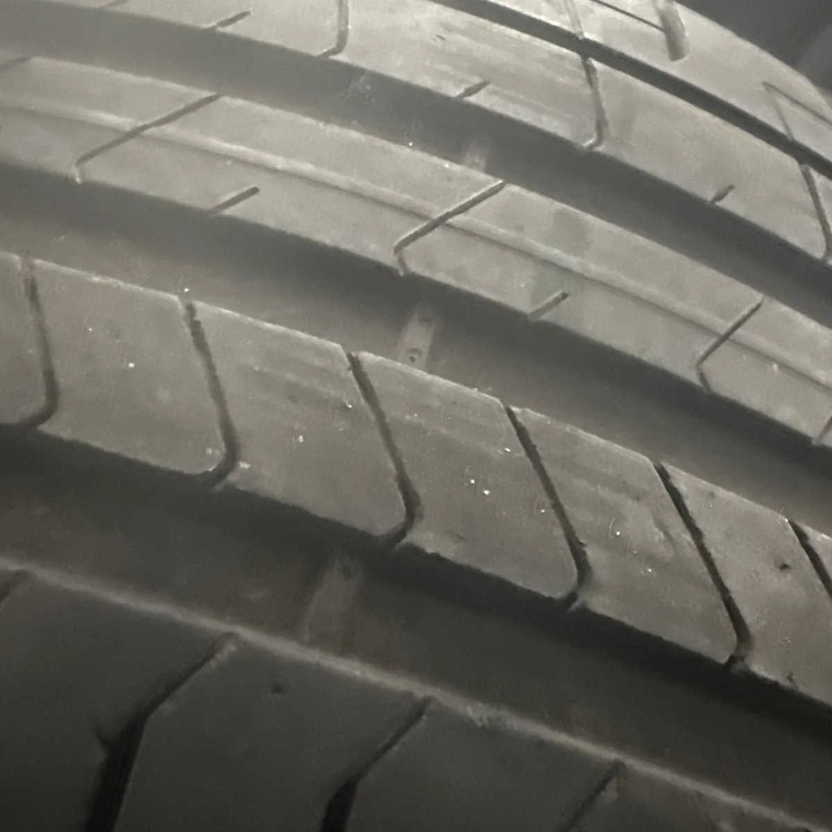 PIRELLI PZ4 285/45/21 外匯落地胎