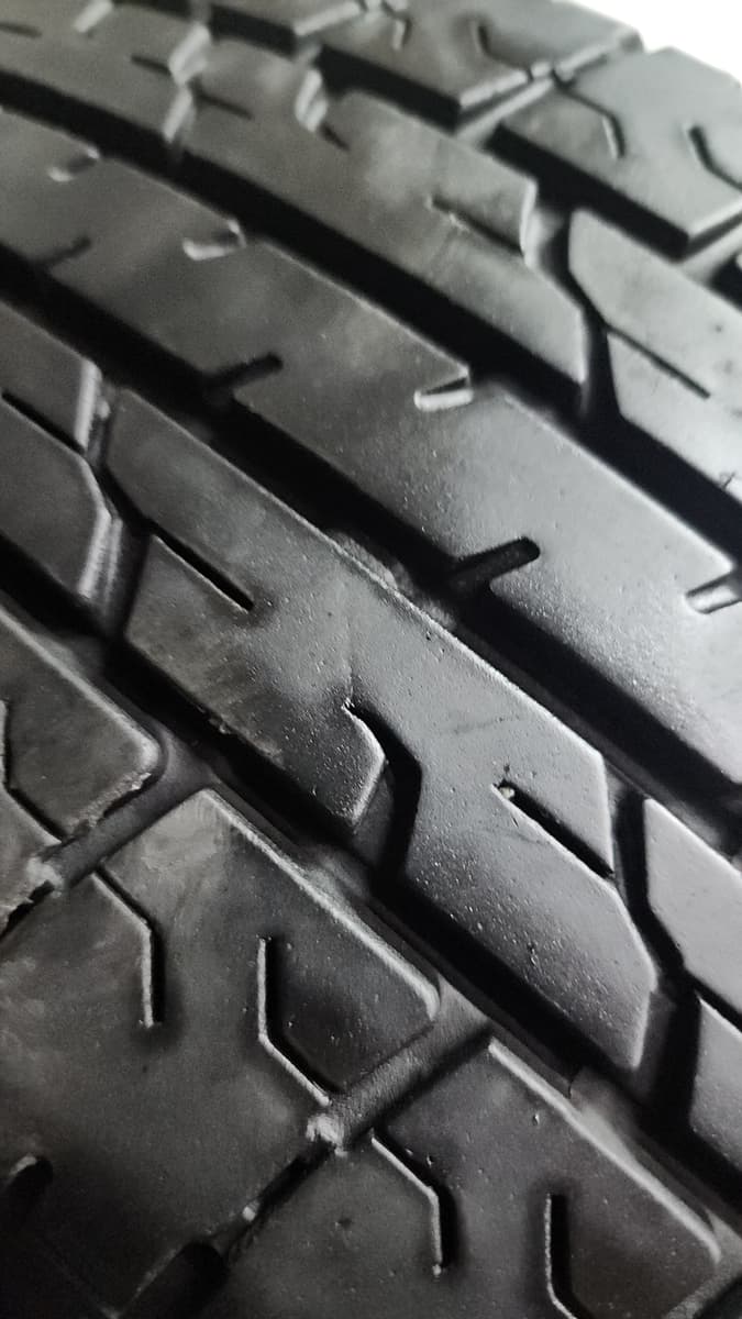 BRIDGESTONE B390