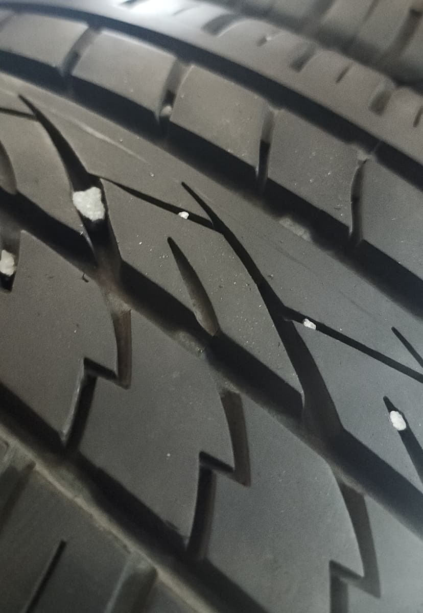 CONTINENTAL CROSSCONTACT UHP