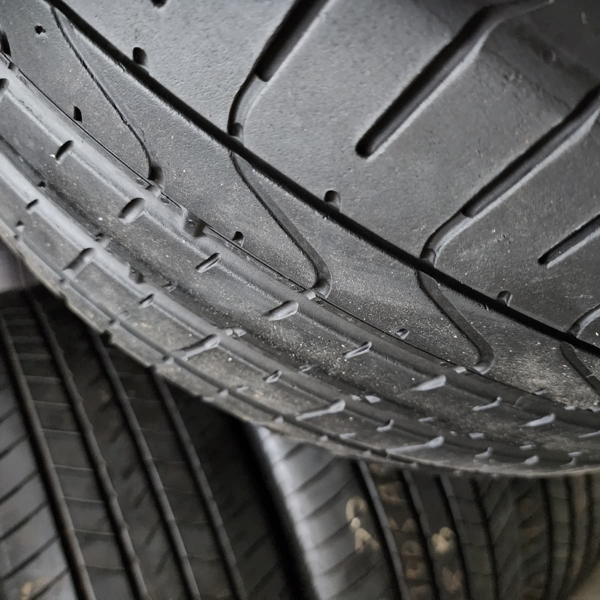 PIRELLI PZERO