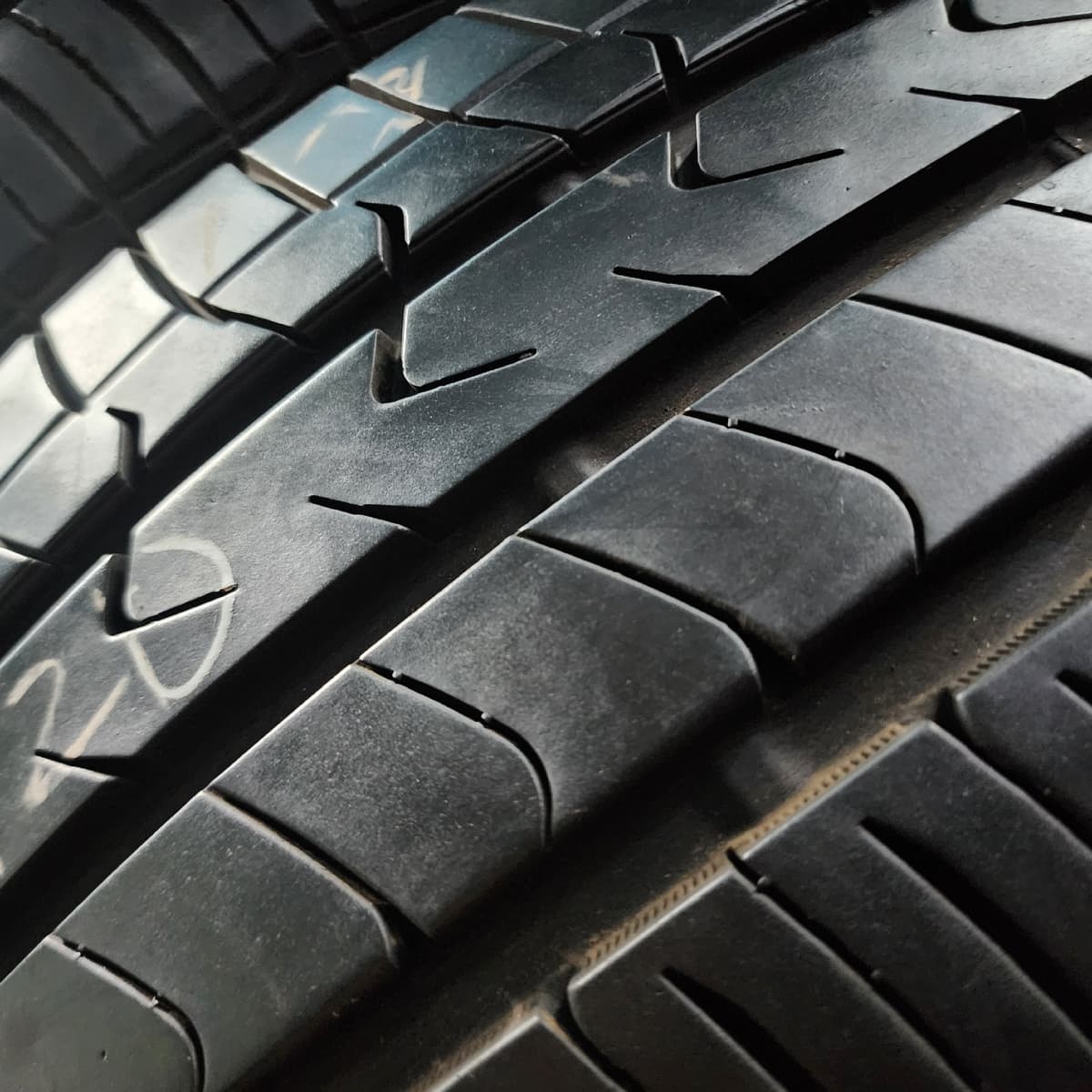 TOYO TIRES MPZ