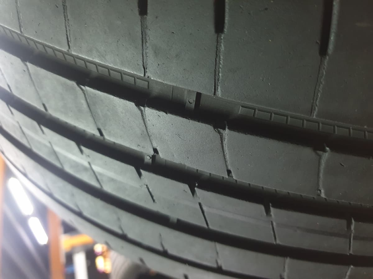 GOODYEAR F1A5 225/45/19 外匯落地胎