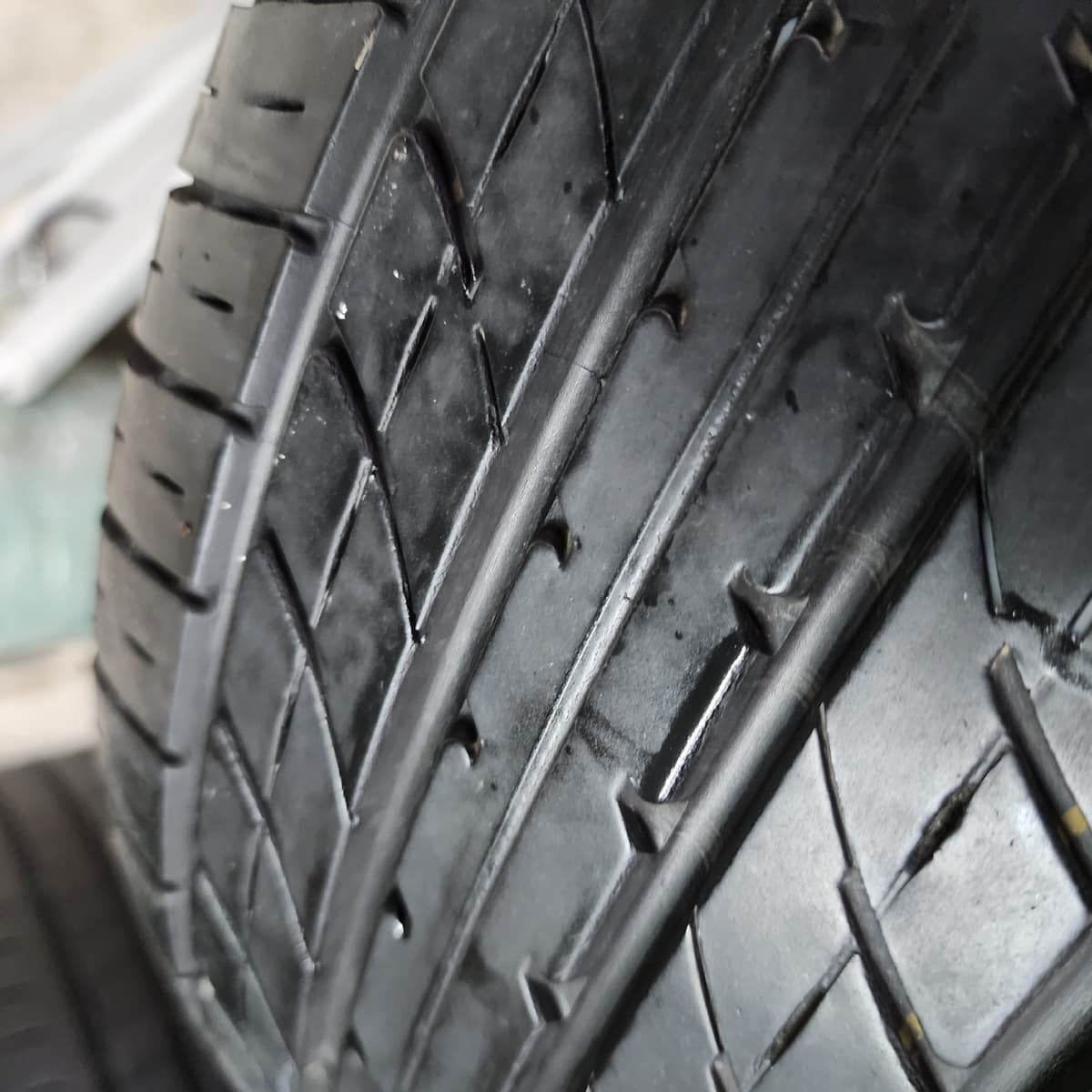 TOYO TIRES R30 235/50/18 外匯落地胎