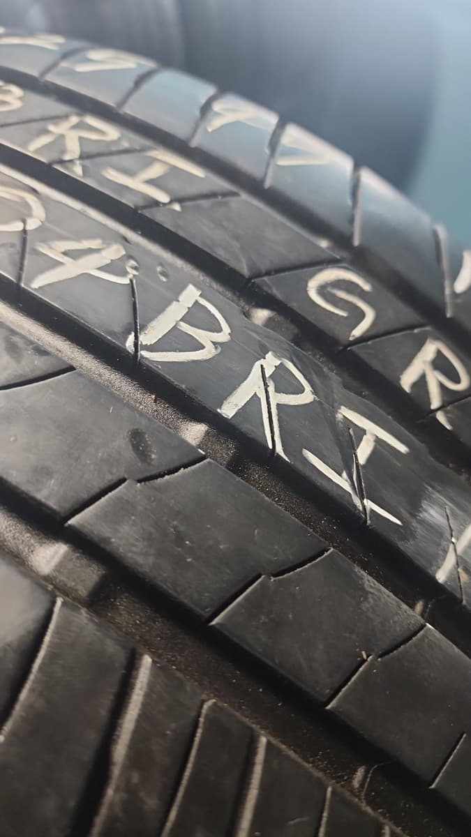 BRIDGESTONE GR001 225/45/18 外匯落地胎