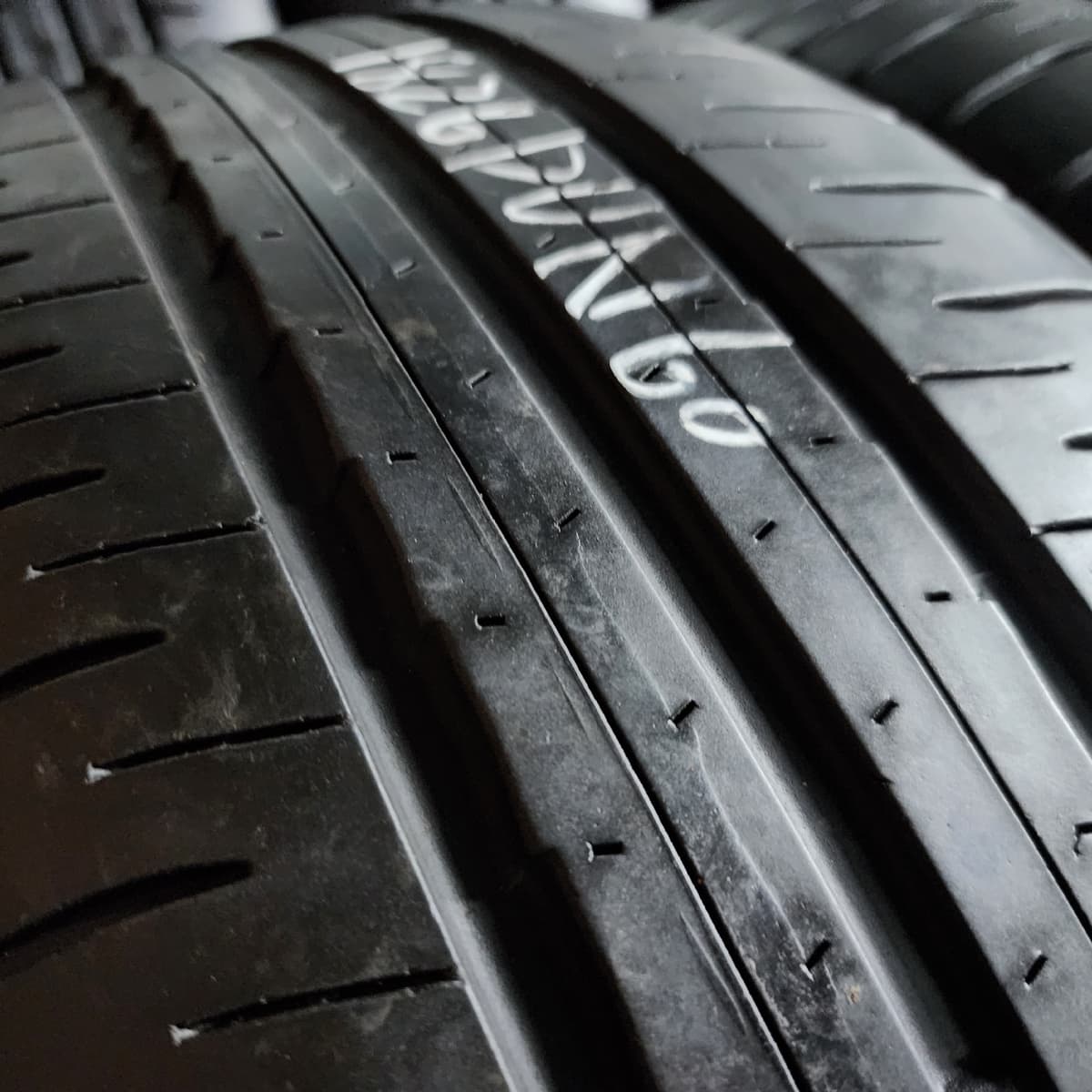 DUNLOP SP SPORT MAXX 050 215/55/18 外匯落地胎