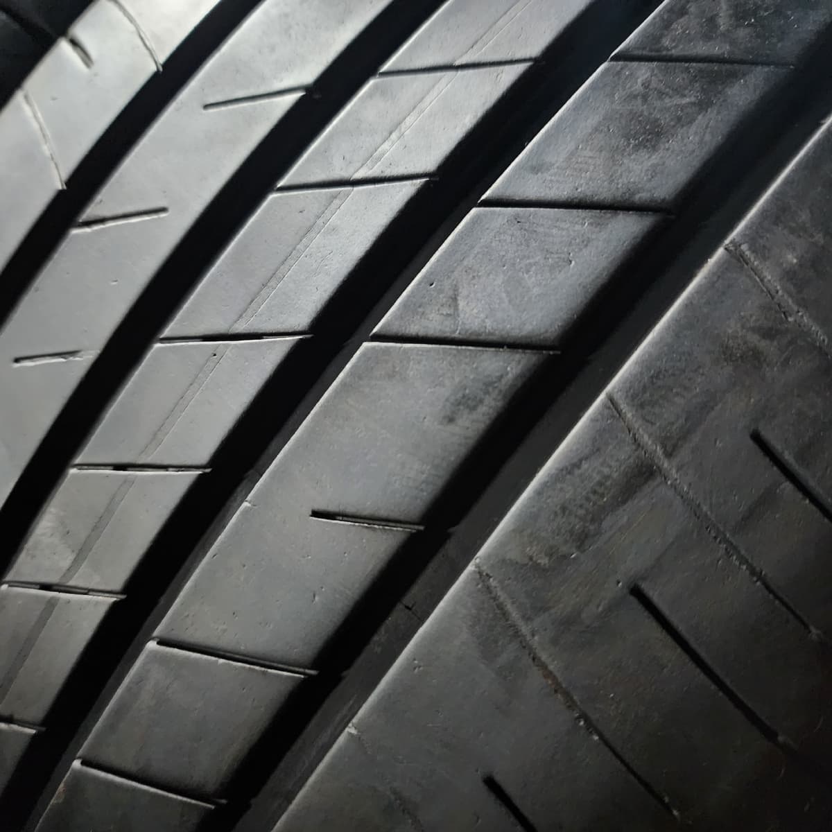 GOODYEAR GRIP 215/50/18 外匯落地胎