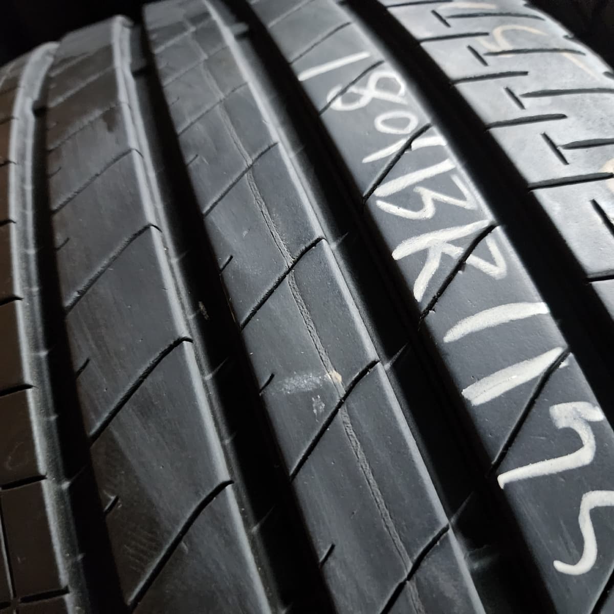 BRIDGESTONE T005A 215/45/18 外匯落地胎