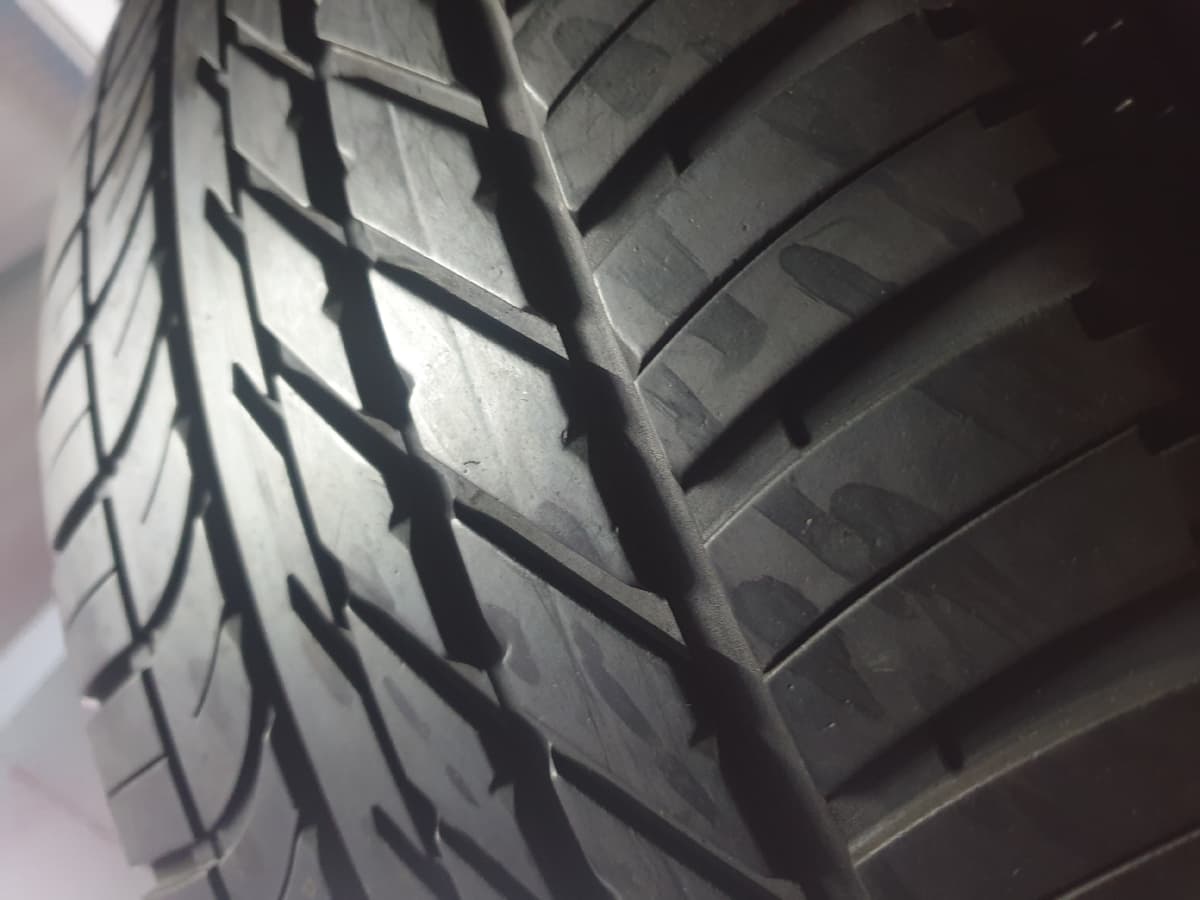 GOODYEAR F1  AT