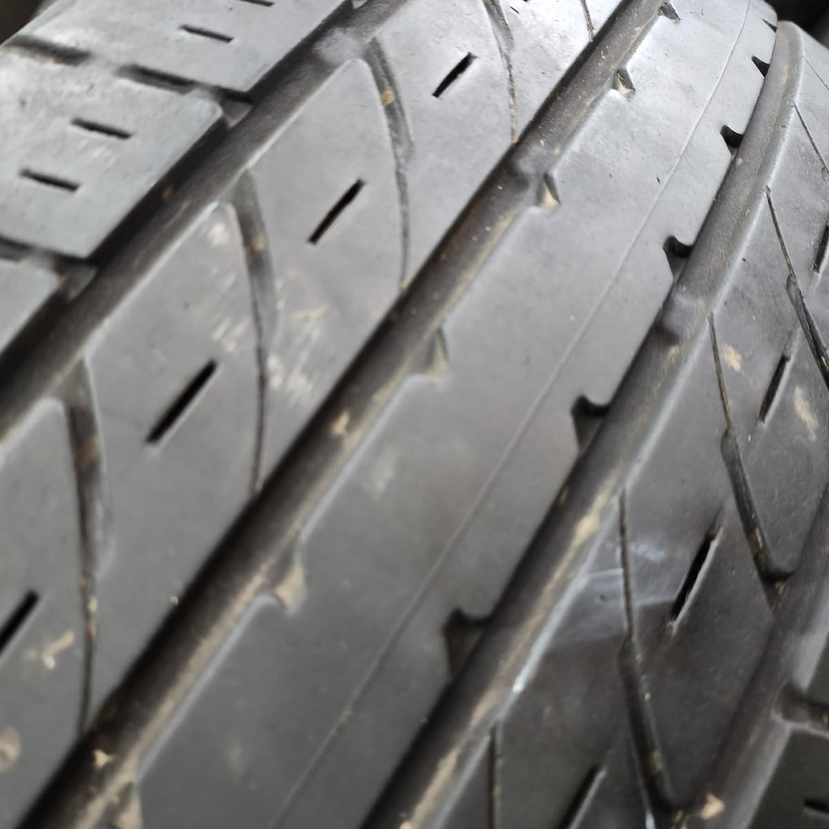 TOYO TIRES R30 235/50/18 外匯落地胎