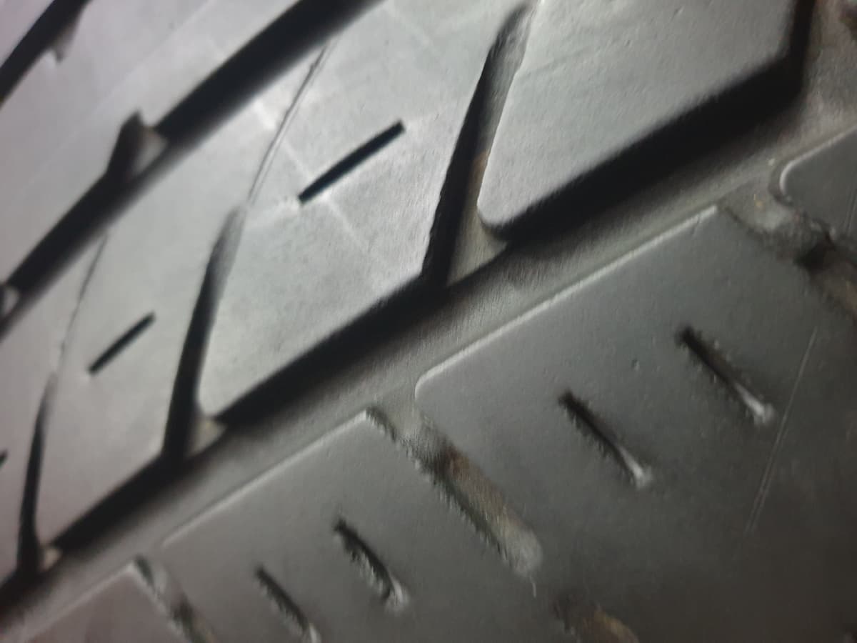 TOYO TIRES R30 235/50/18 外匯落地胎