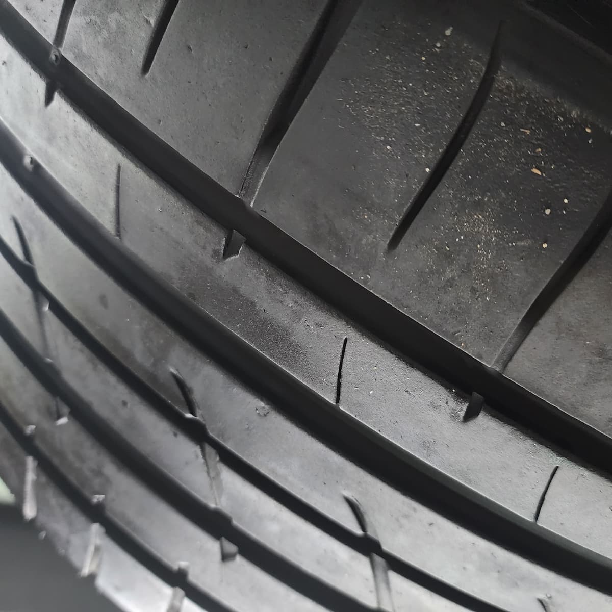 GOODYEAR F1A2 265/35/20 外匯落地胎