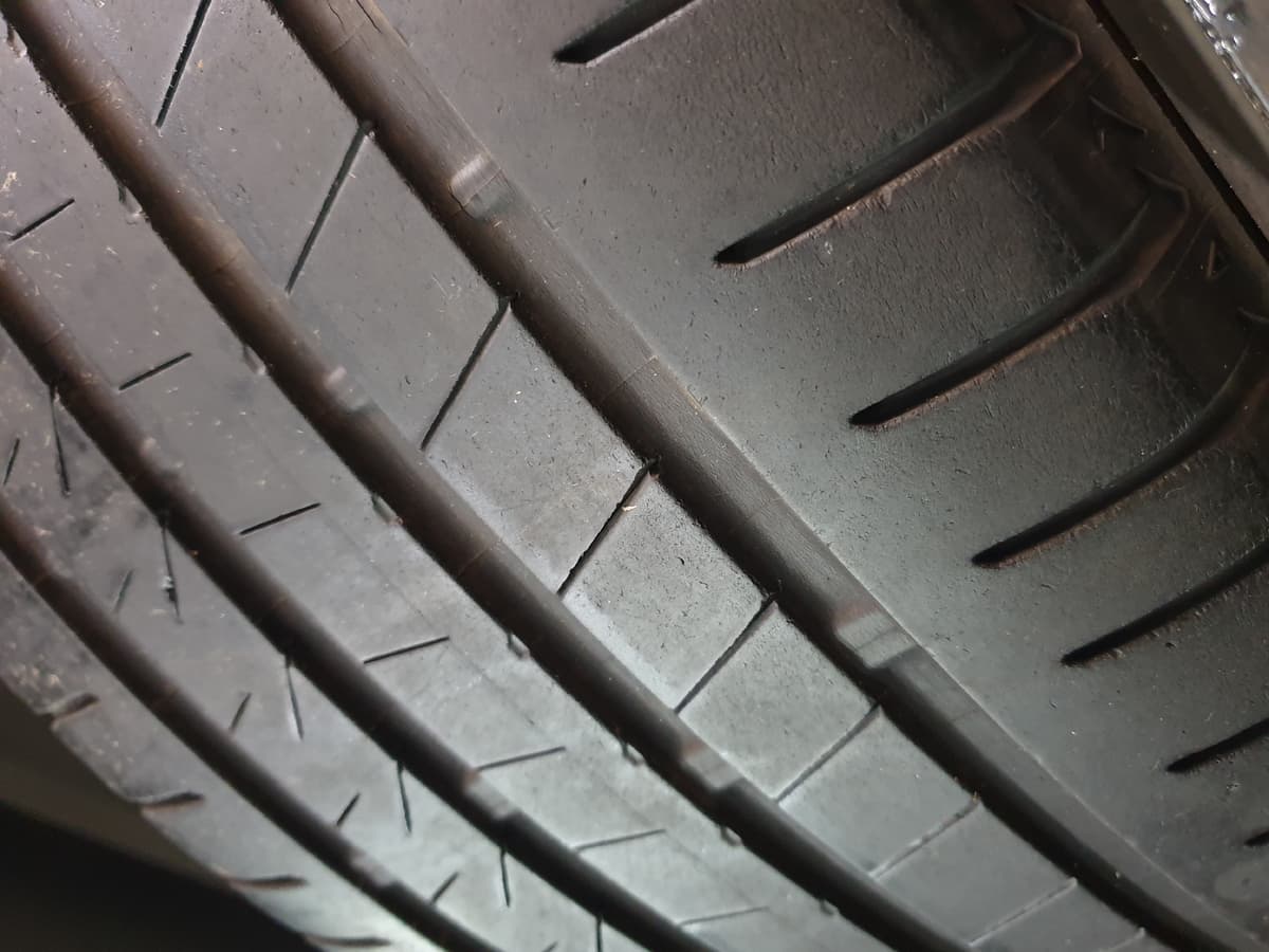 BRIDGESTONE ALENZA 001